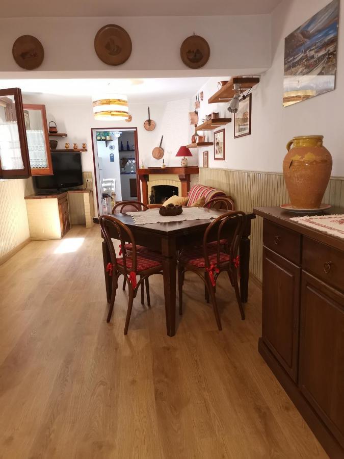 Villa Rosa Etna Apartments Zafferana Etnea Exterior foto