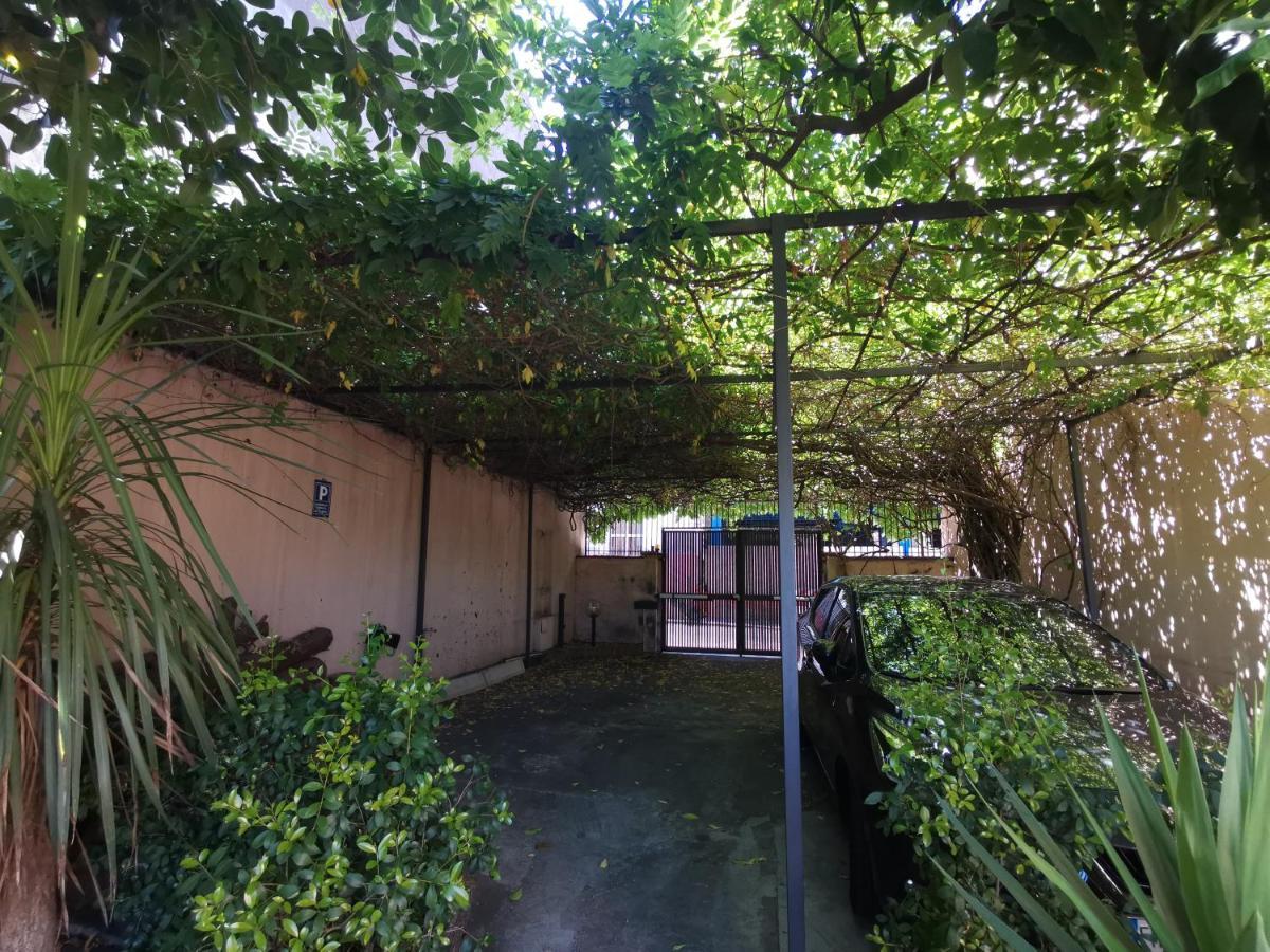 Villa Rosa Etna Apartments Zafferana Etnea Exterior foto